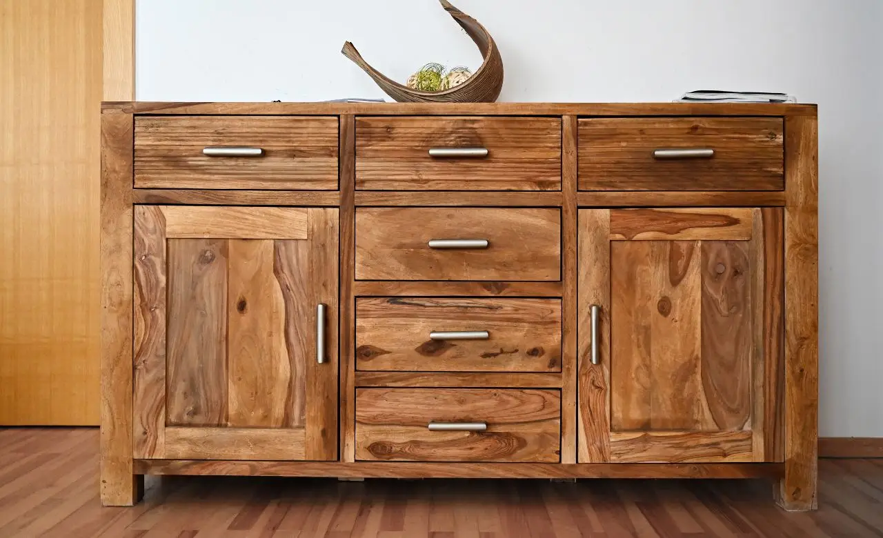 Limpia y protege tus muebles de mimbre con este aceite natural barato y quedan como nuevos